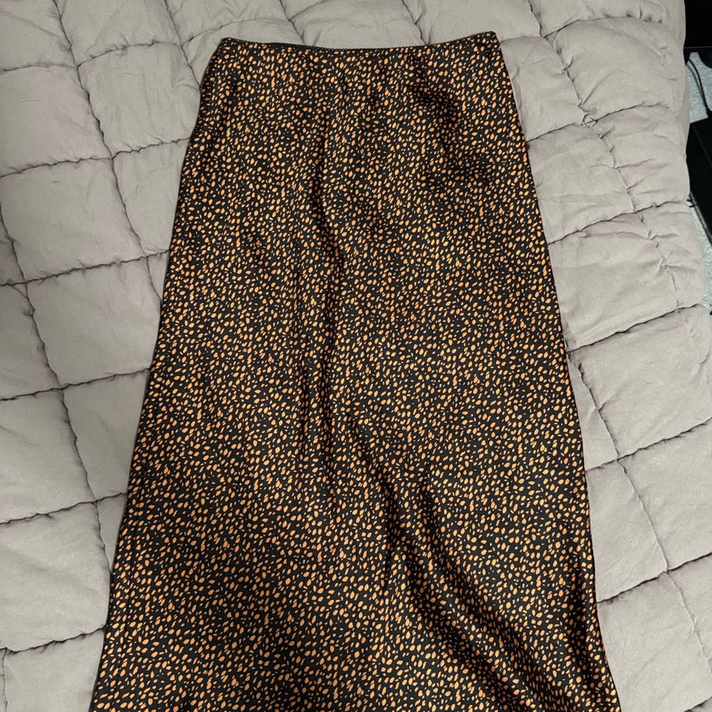 Forever 21 Black and Orange Skirt